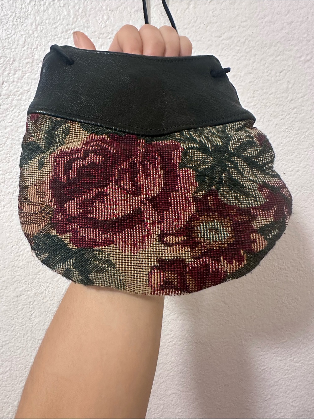 Black Multicolor Floral Shoulder Bag Snap Closure Gold Hardware